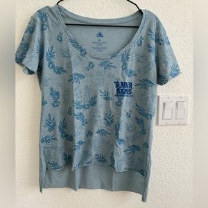 Women’s Disneyland Trader Sam’s Enchanted Tiki Bar tee - medium